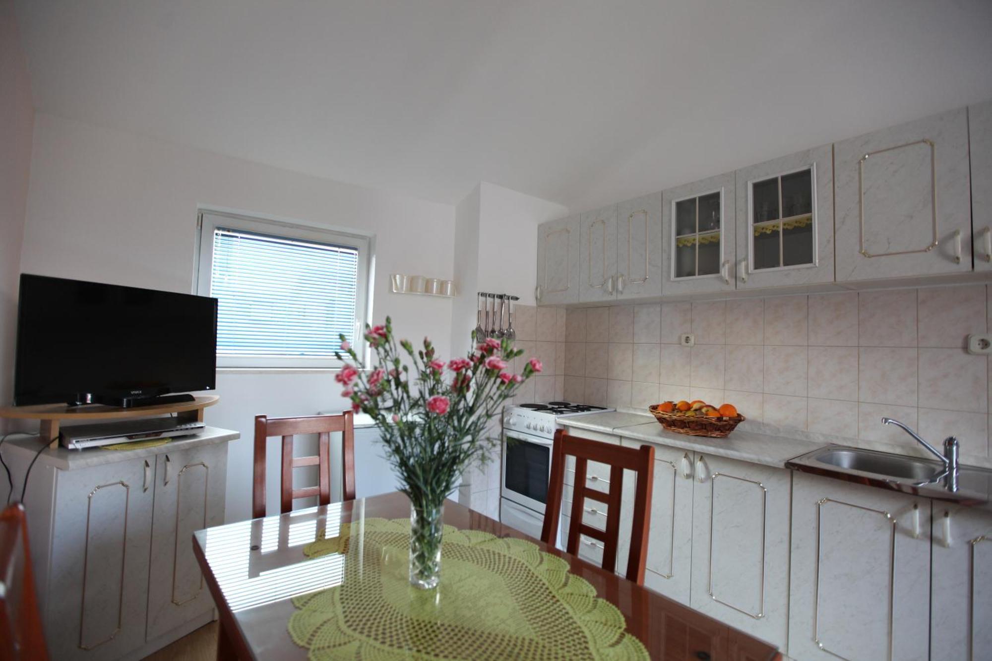 Jure Apartment